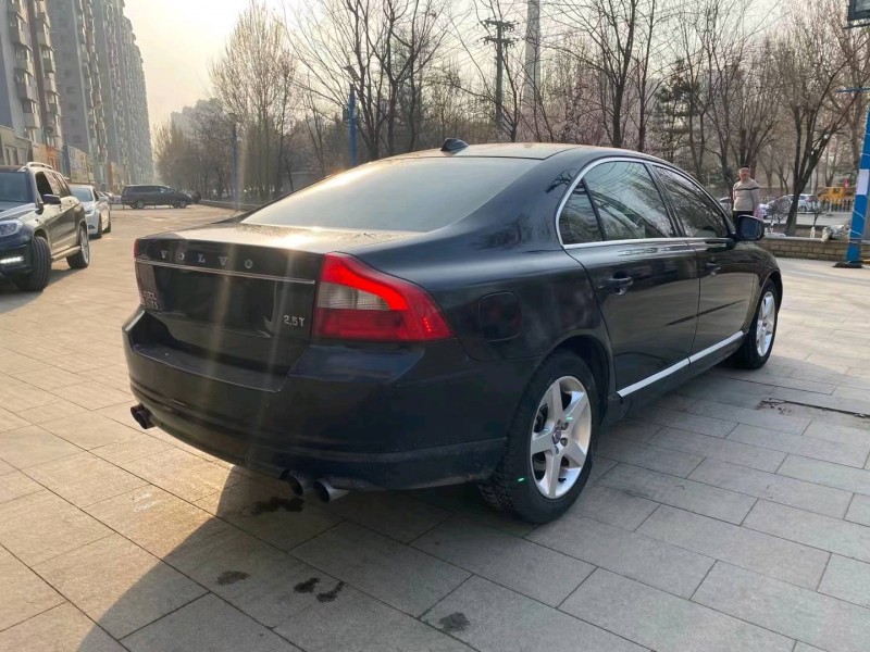 沈阳11年沃尔沃S80L9