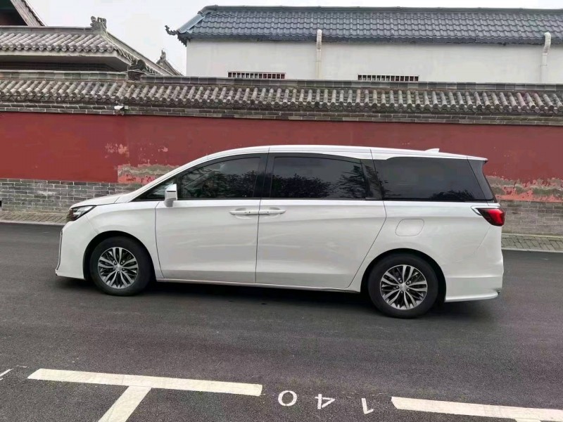 济宁20年别克GL84