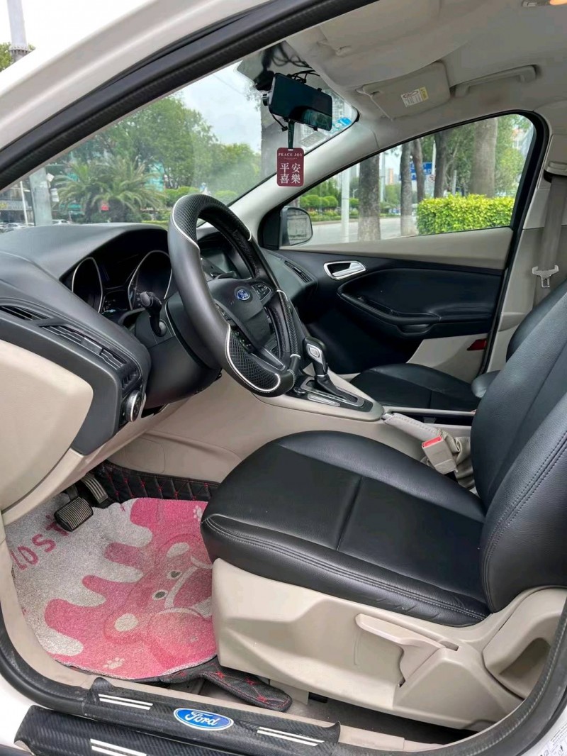 东莞16年福特福克斯6