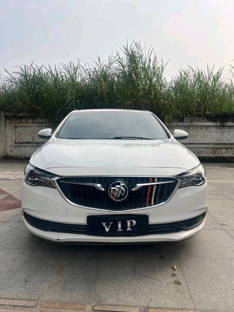 东莞18年别克英朗1