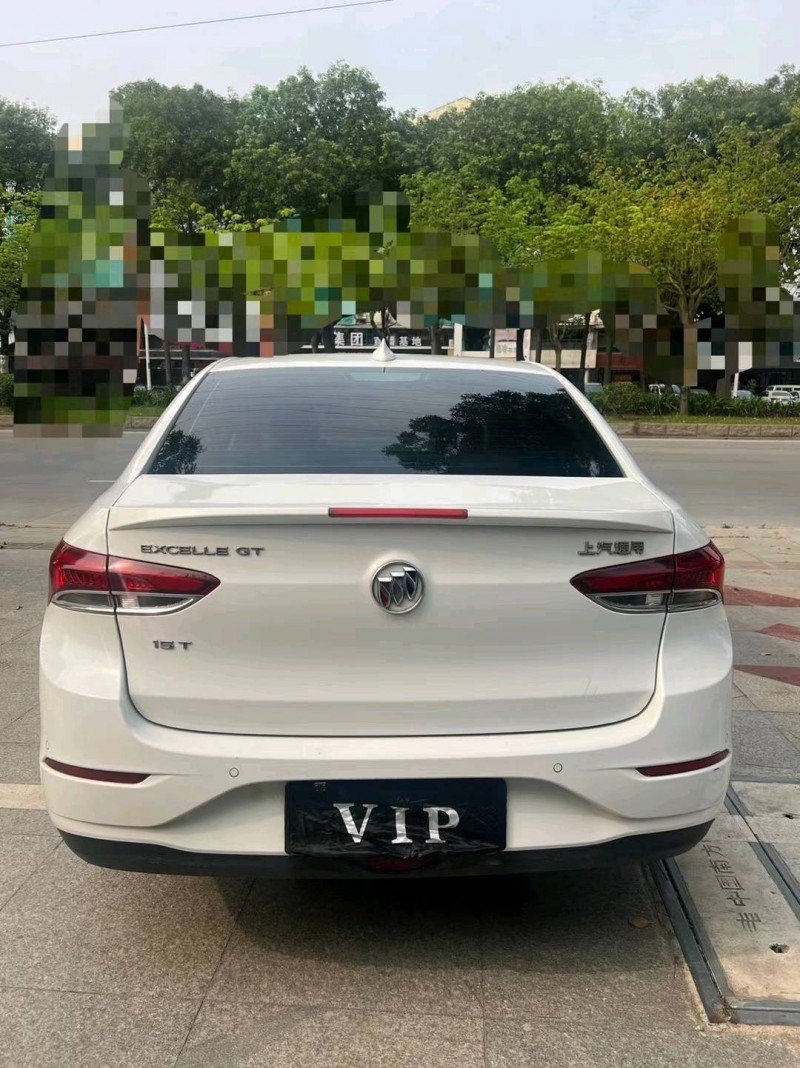 东莞18年别克英朗9