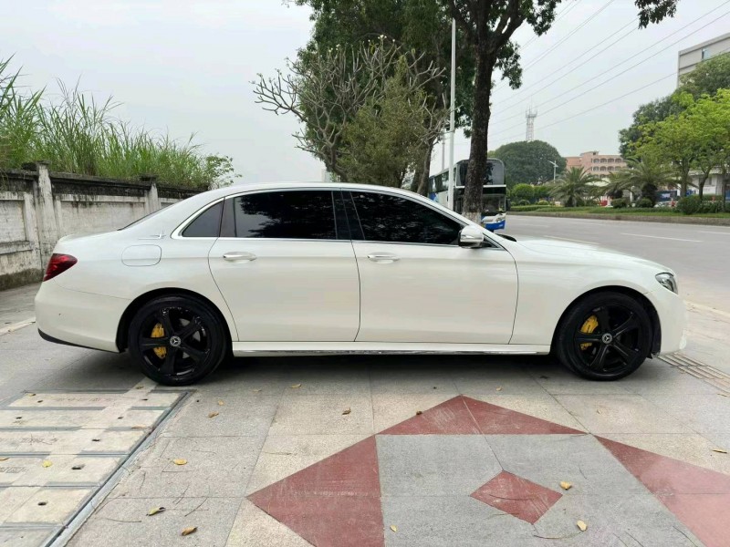 东莞17年奔驰E8