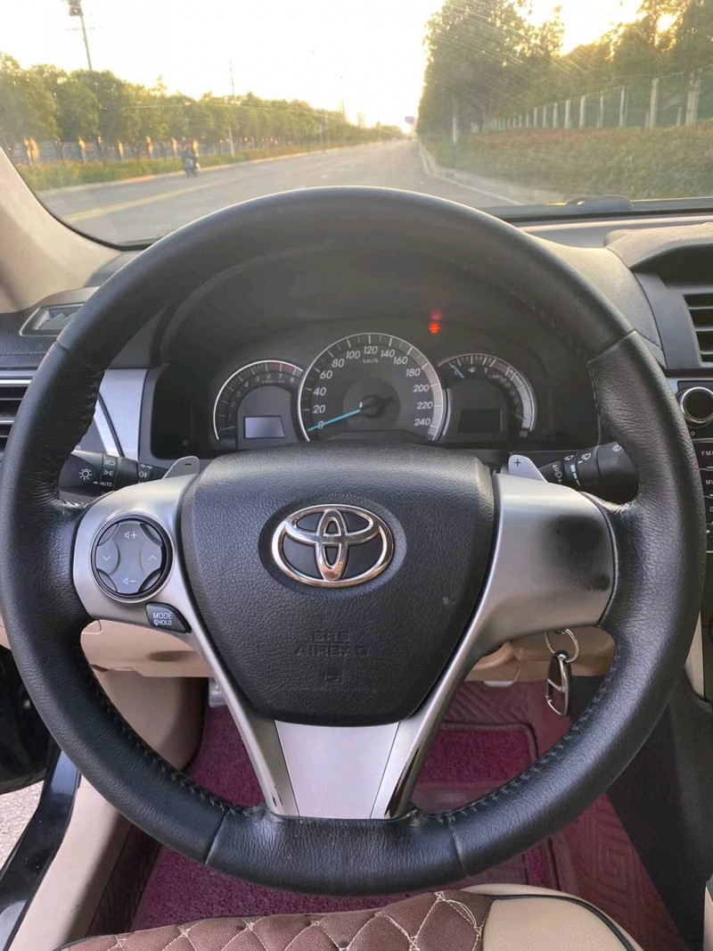 宜昌13年丰田凯美瑞2