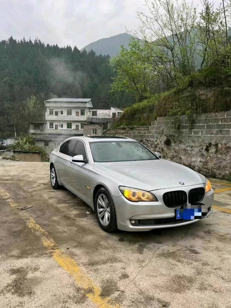 重庆11年宝马7系2