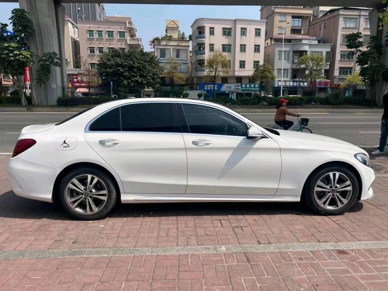 东莞18年奔驰C8
