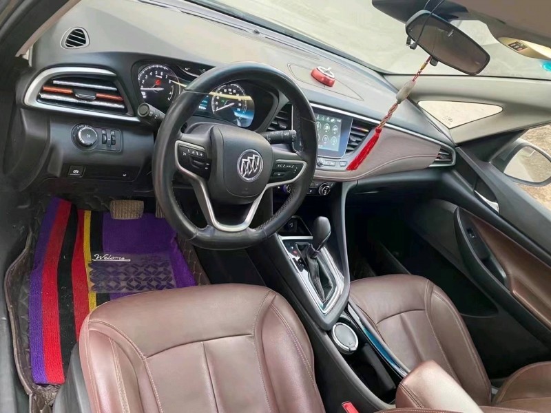 保定18年别克GL66