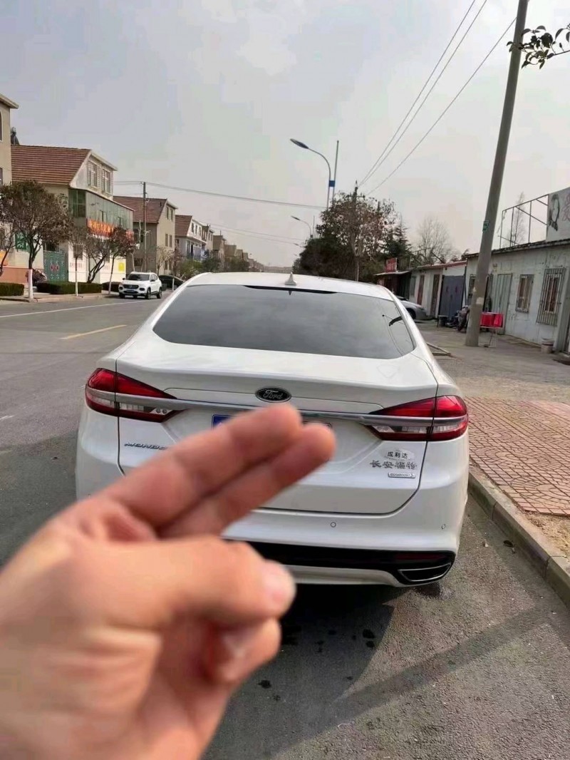 青岛18年福特蒙迪欧7