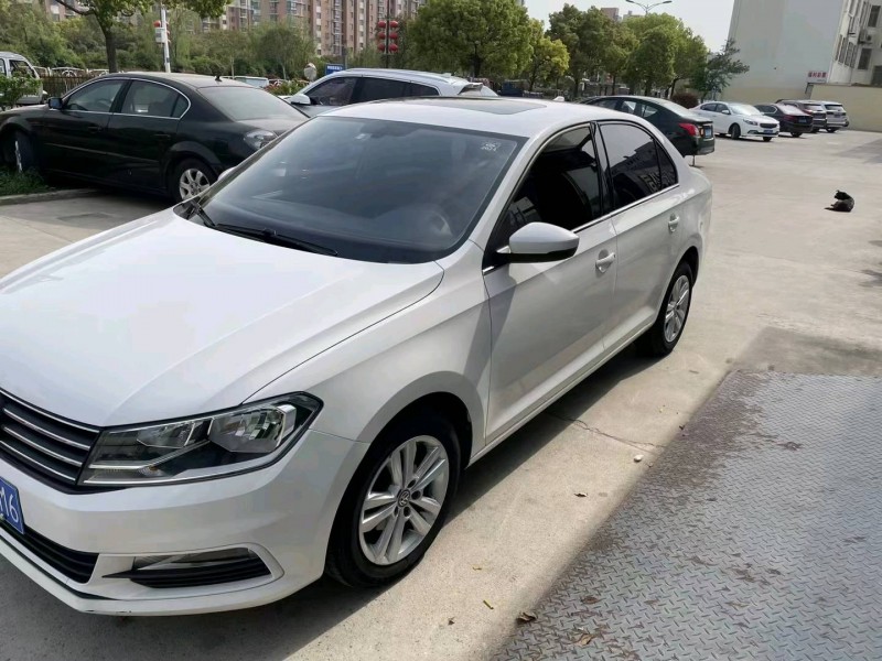 淄博16年大众桑塔纳7