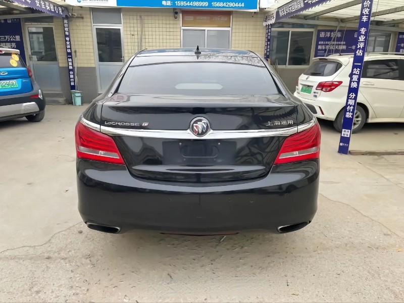 济宁13年别克君越4