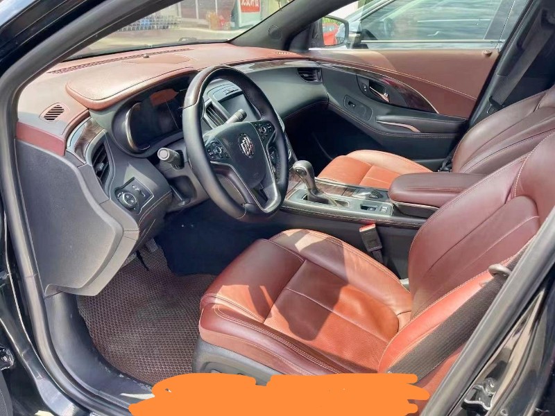 济宁13年别克君越9