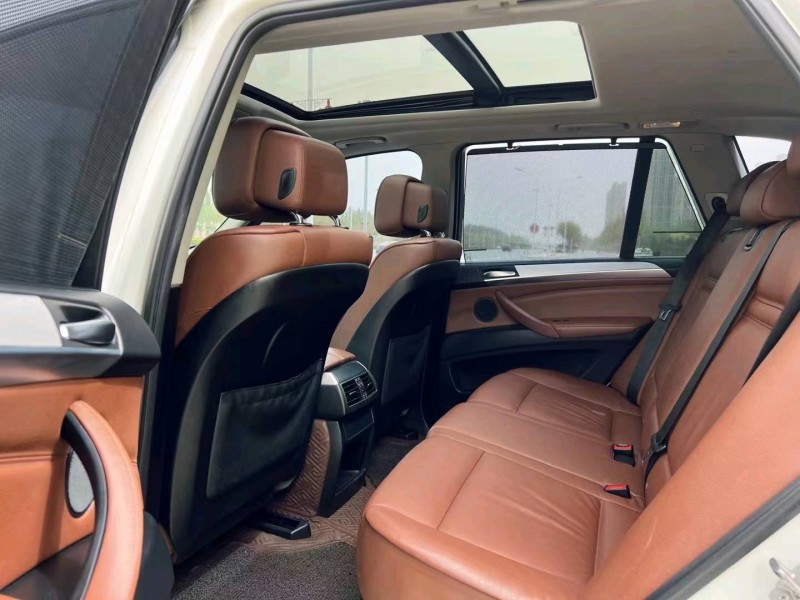 保定13年宝马X56