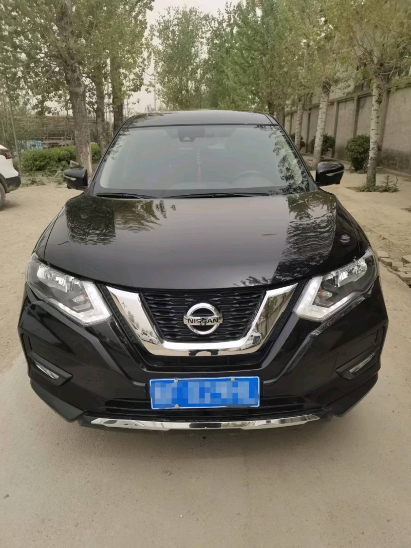 保定19年日产奇骏1