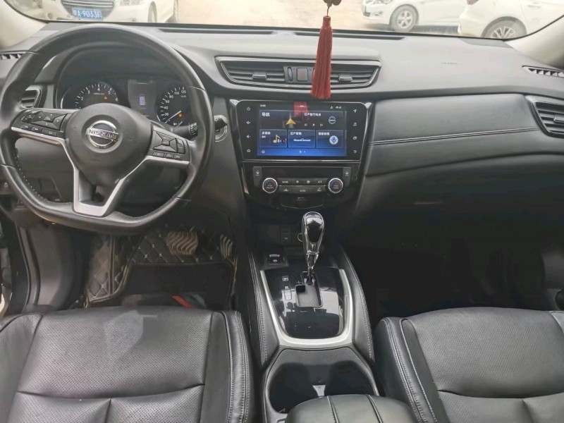 保定19年日产奇骏6