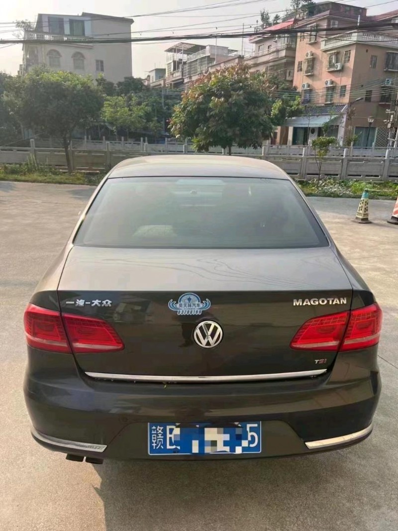 广州14年大众迈腾5