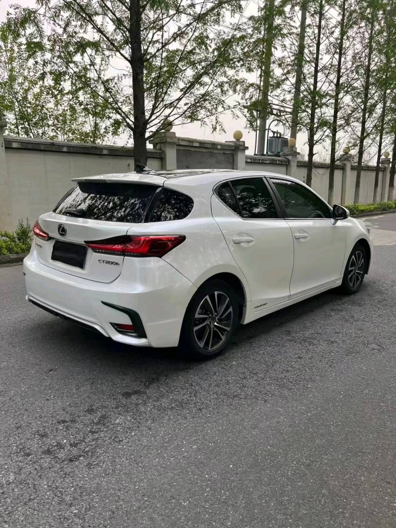徐州19年雷克萨斯CT8