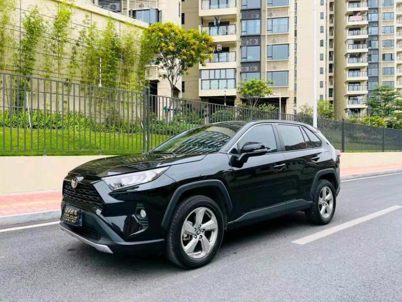 东莞23年丰田RAV4荣放2