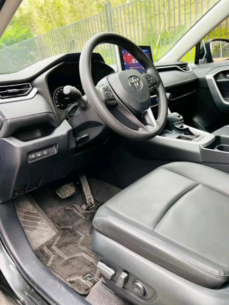 东莞23年丰田RAV4荣放6