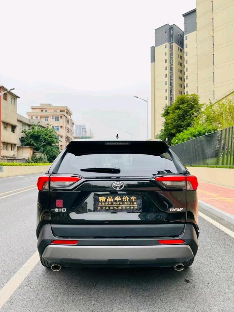 东莞23年丰田RAV4荣放9