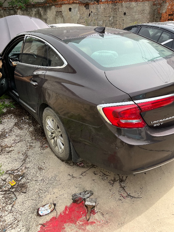 武汉17年别克君越5