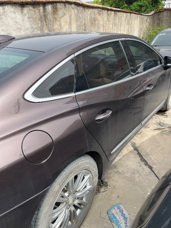 武汉17年别克君越6