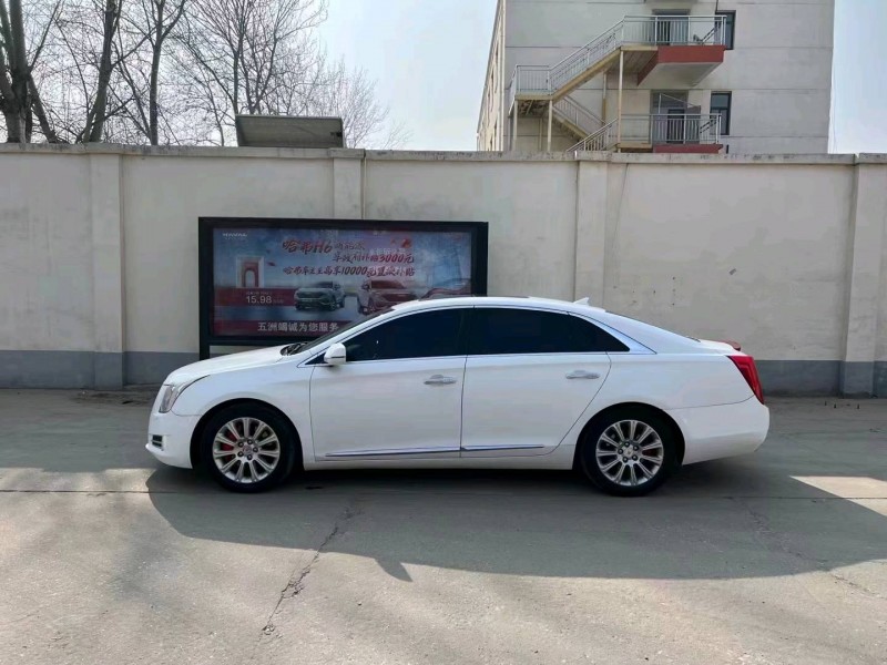保定13年凯迪拉克XTS6