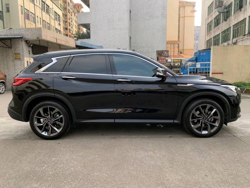 中山22年英菲尼迪QX502