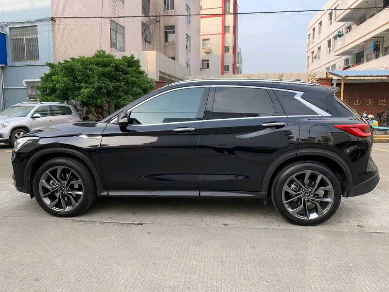 中山22年英菲尼迪QX503