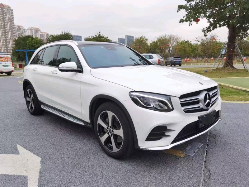 济宁20年奔驰GLC3