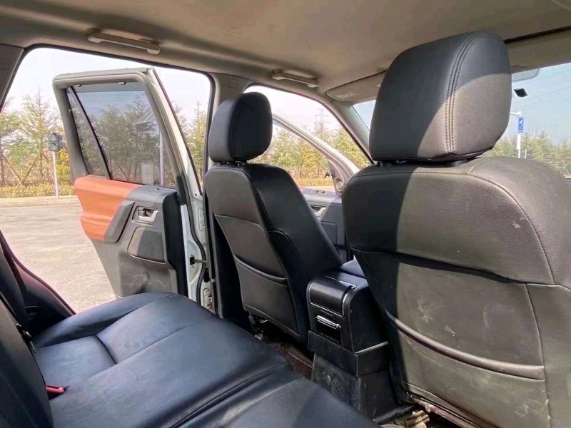 淄博13年路虎神行者5