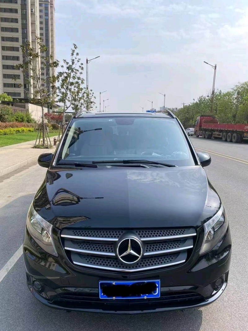 邯郸20年奔驰威霆1