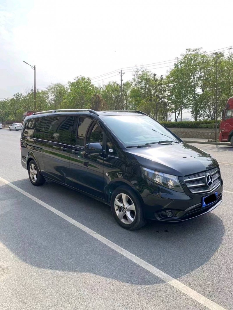 邯郸20年奔驰威霆2