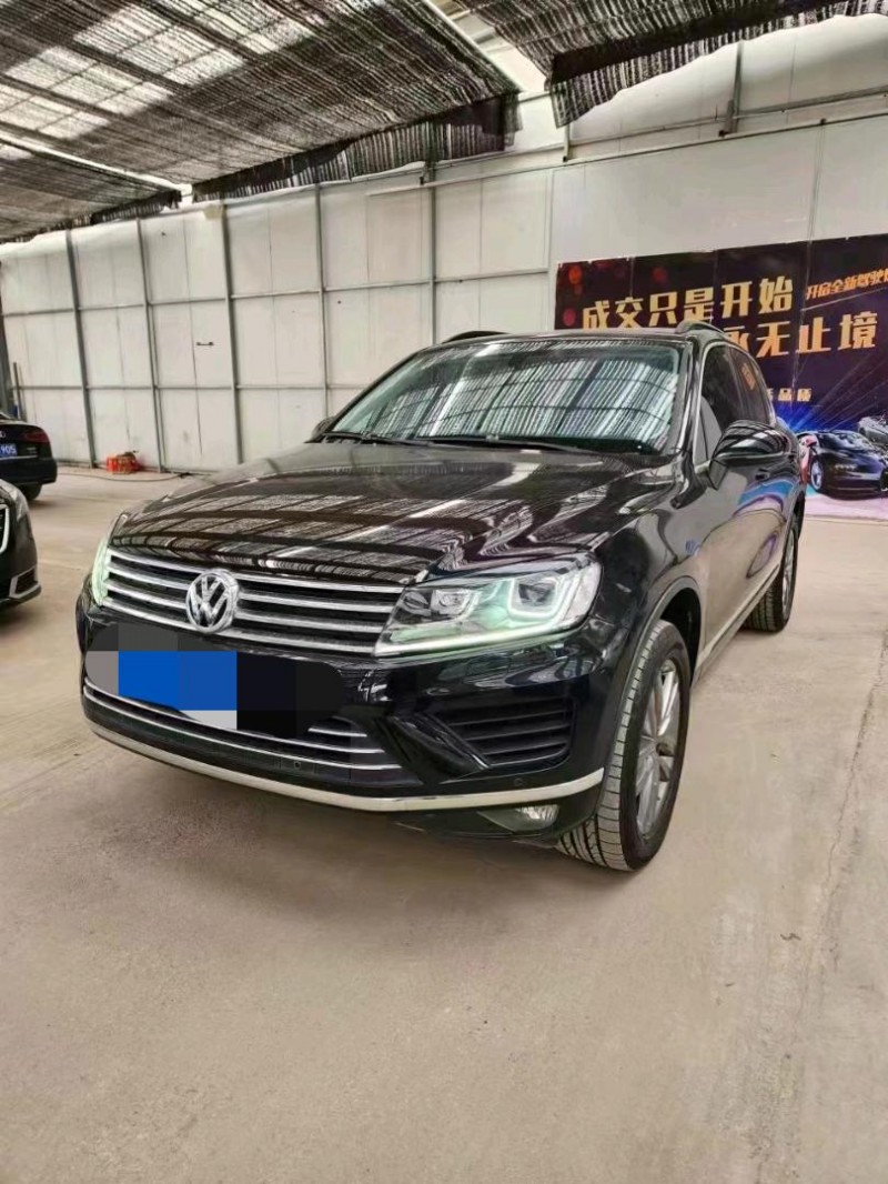 济南18年大众途锐2