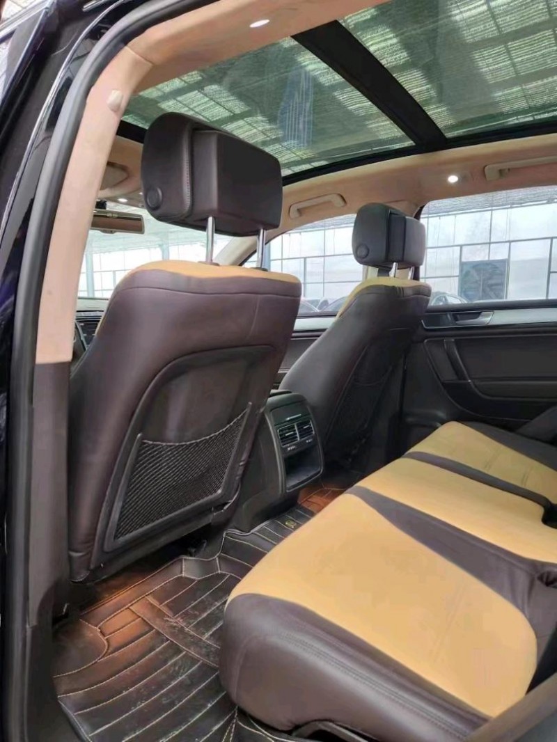 济南18年大众途锐7