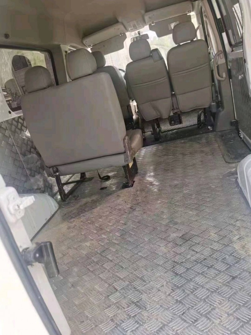 岳陽17年大通V804