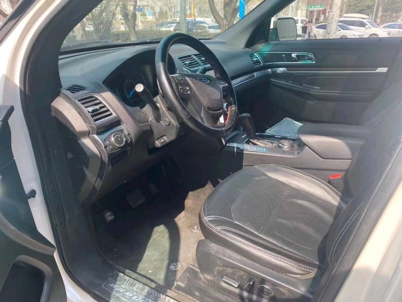 沈阳17年福特探险者3