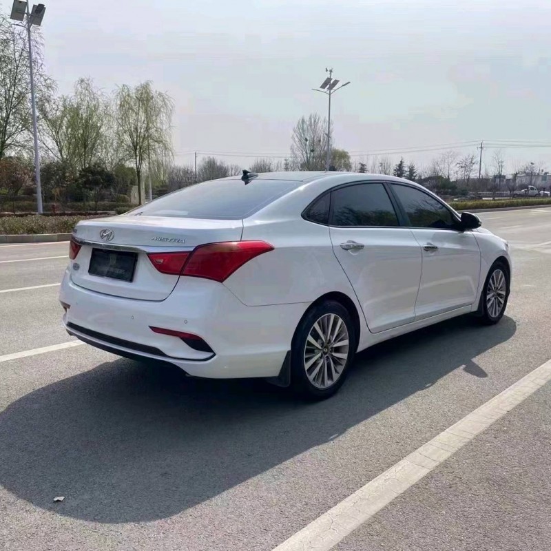 济南18年现代名图9