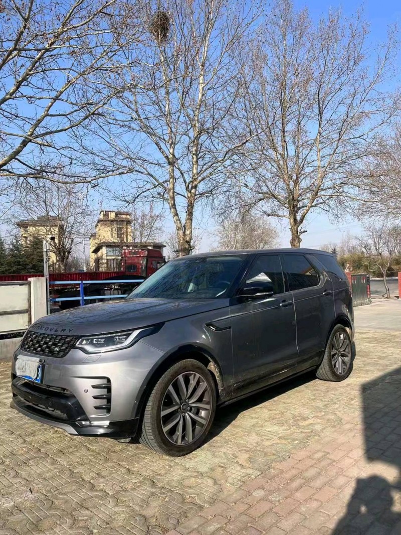 青岛22年路虎发现4