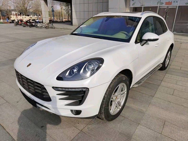 沈阳16年保时捷Macan5