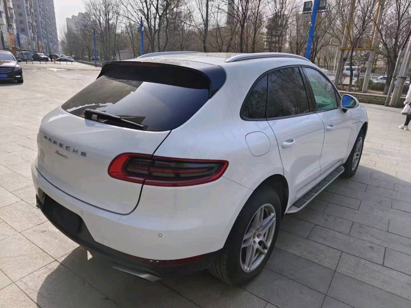 沈阳16年保时捷Macan8