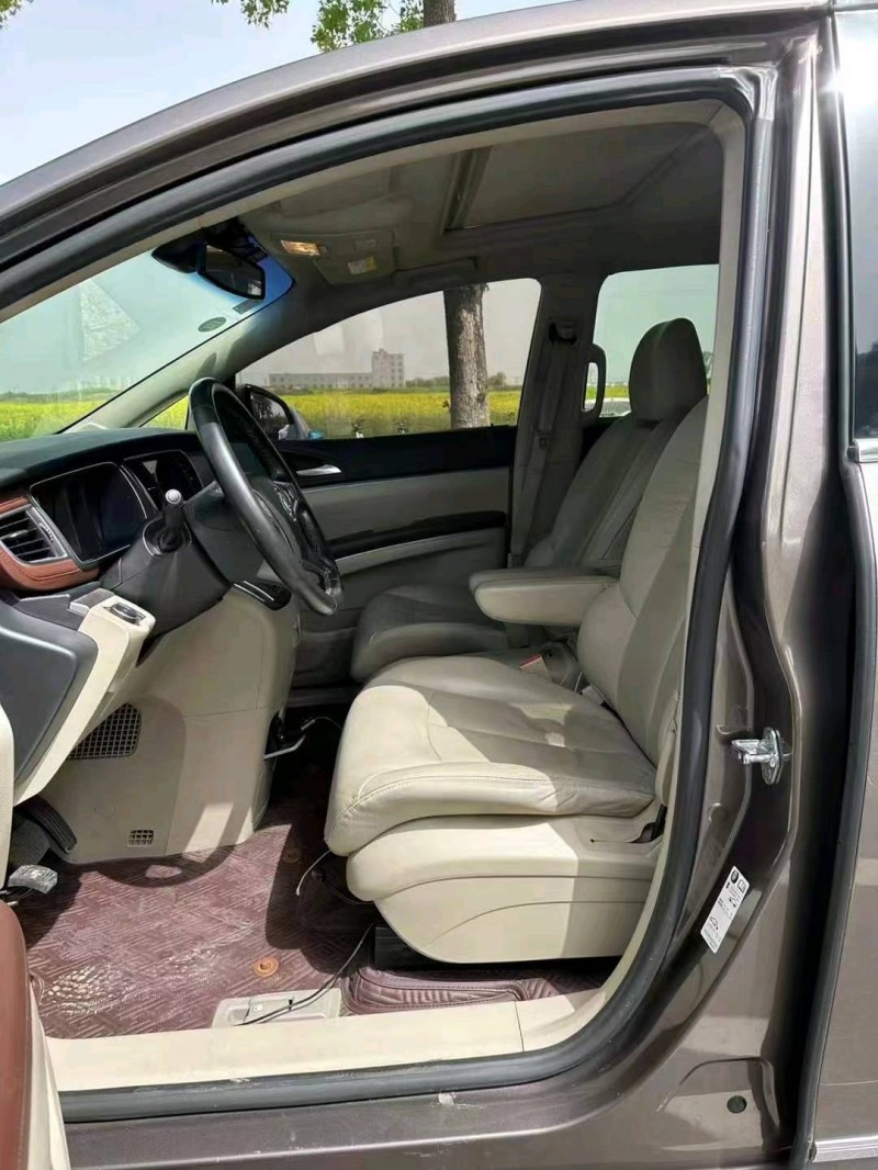 常州18年别克GL83