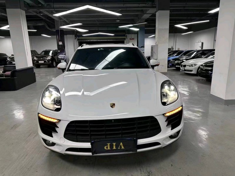曲靖18年保時捷Macan1