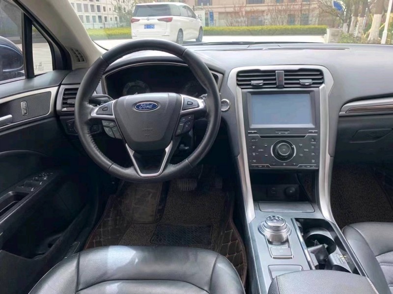 青岛18年福特蒙迪欧5