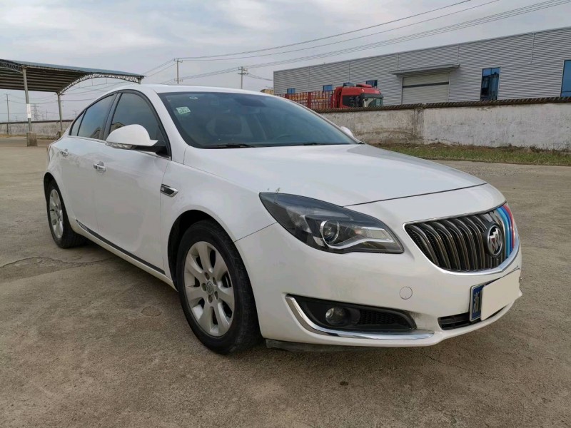 徐州17年别克君威2