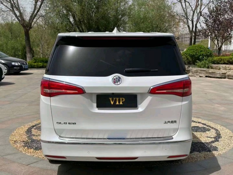 青岛18年别克GL89