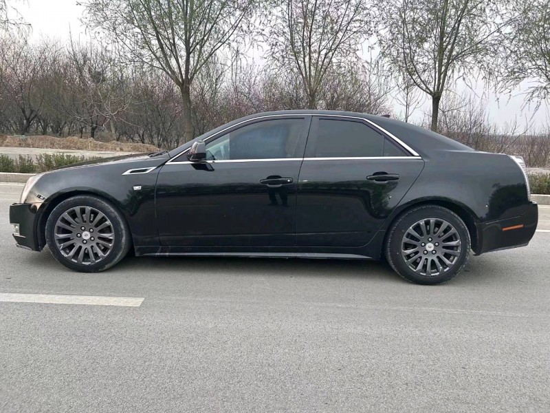 青岛11年凯迪拉克CTS2