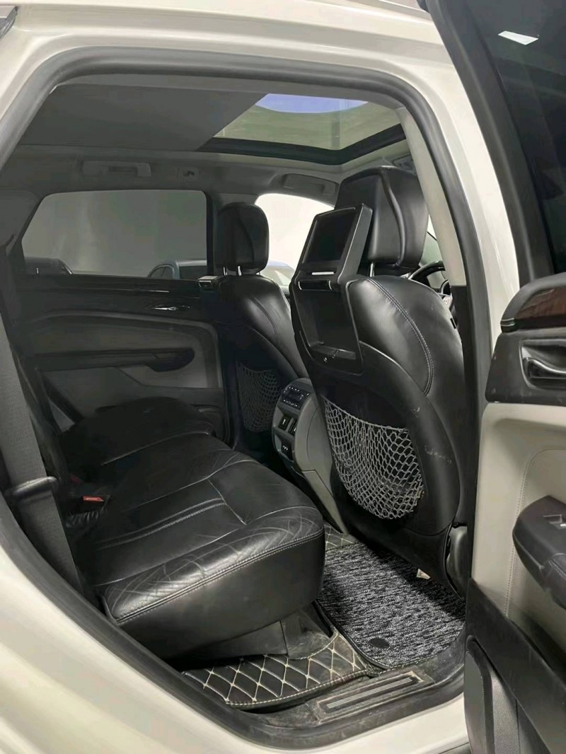 廊坊10年凯迪拉克SRX3