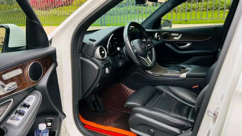 东莞19年奔驰GLC4