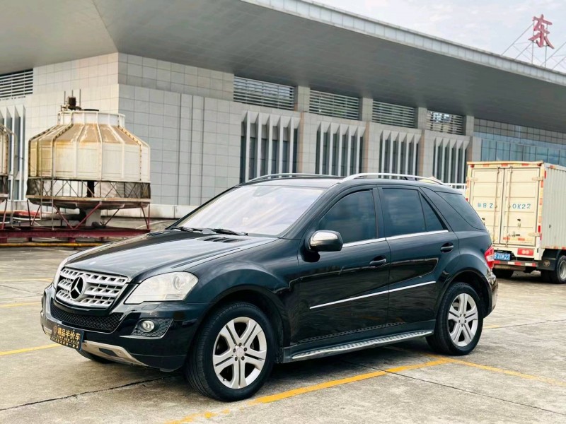 东莞09年奔驰ML3