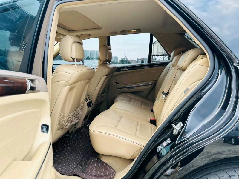 东莞09年奔驰ML4