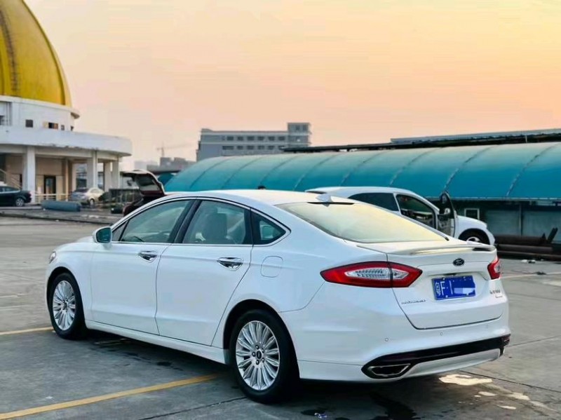 东莞15年福特蒙迪欧8